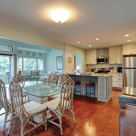 264 Turnberry 2 Bedroom Golf Condo Updated Luxury Condo In Palmetto Dunes Community Pool